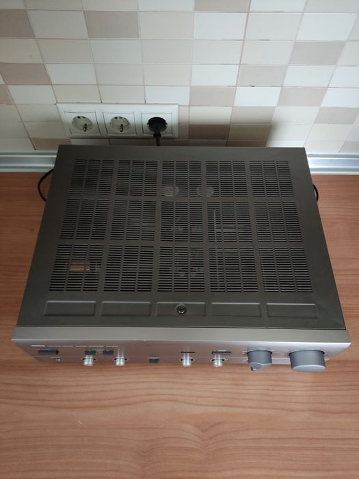 Integrated amplifier Yamaha AX-570
