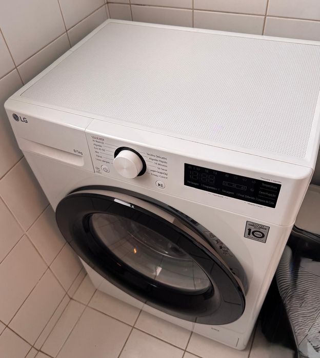Máquina de Lavar e Secar Roupa LG 5/8 kg - 1200 rpm - Super Nova