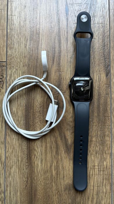 Apple Watch SE czarny