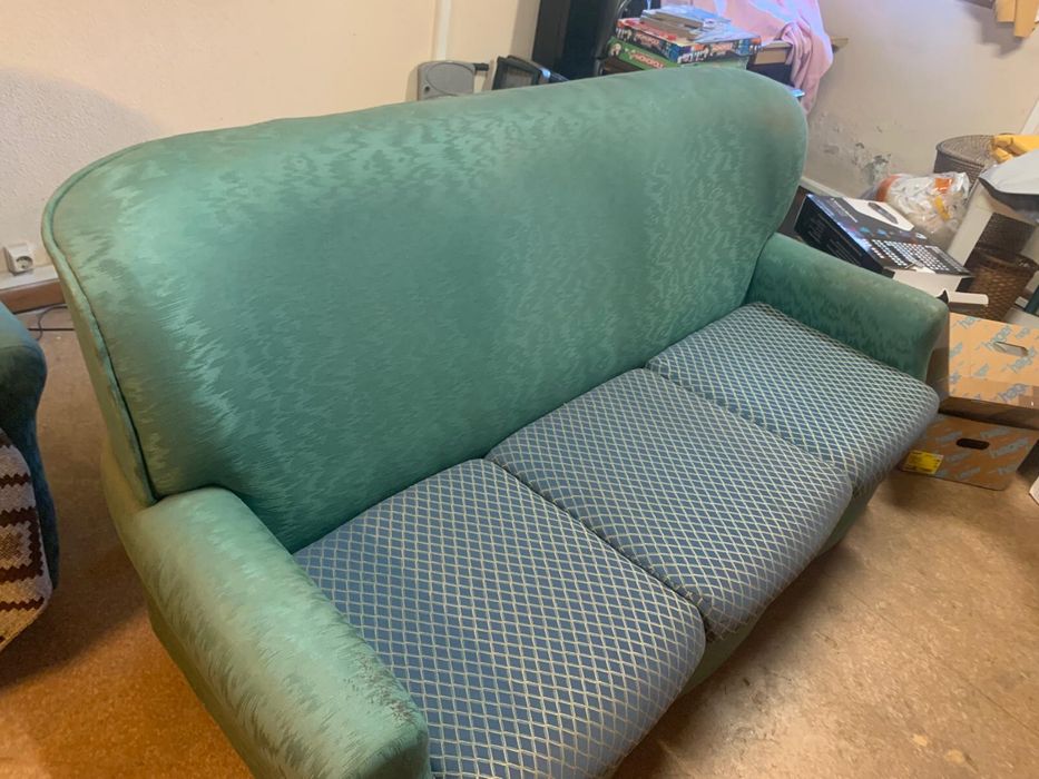 Conjunto de três sofás