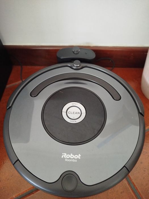IRobot Roomba 676