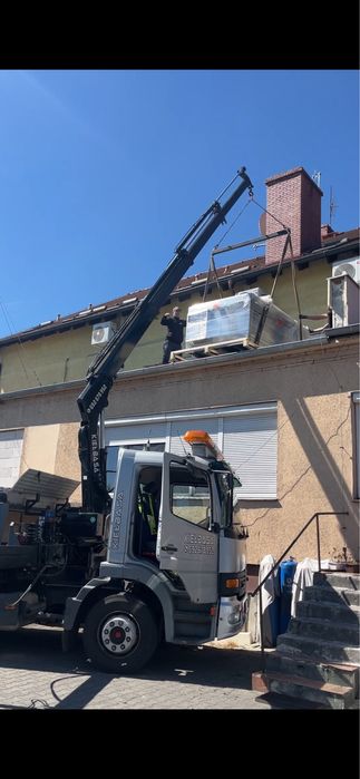 Usługi transportowe HDS z przyczepą niskopodwoziową dzwig