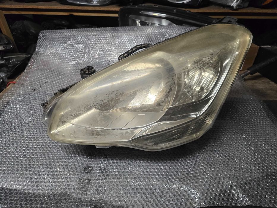 lampa przód Citroen Berlingo 3 III 08-