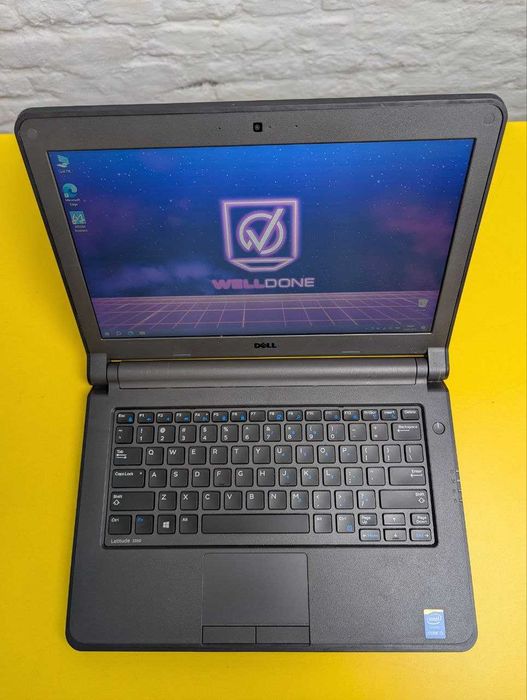 Dell Latitude 3350\13.3\i3-5005U\8GB\SSD 256GB\HD 5500