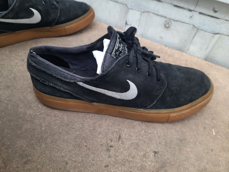 Кроссовки Stefan Janoski.
Zoom Stefan Janoski R
Zoom Stefan Jano
