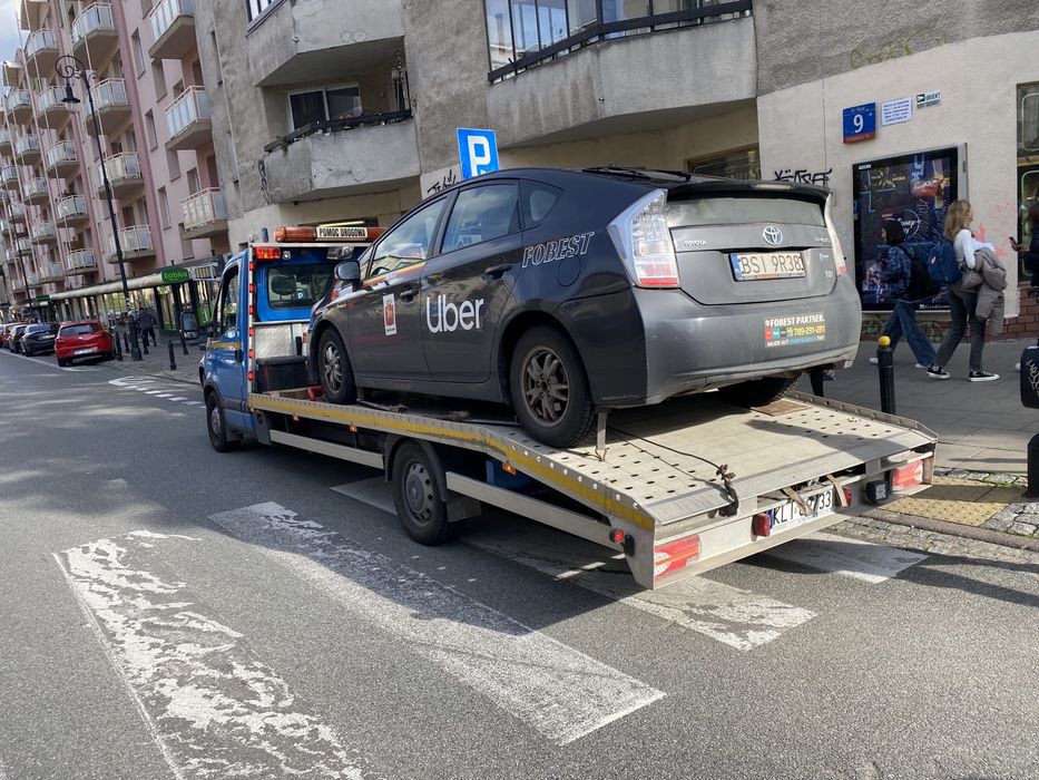 Najtańsza laweta Warszawa, Pomoc Drogowa Holowanie 24h