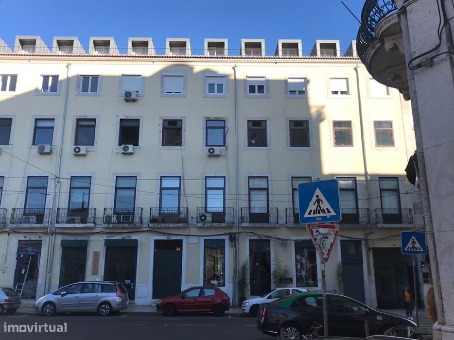 MULTICENTRO - Centro de Escritórios no Príncipe Real / Bairro Alto