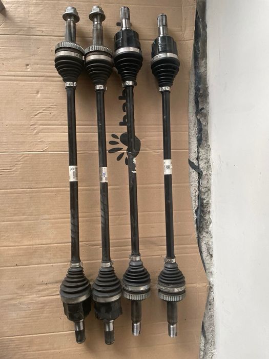 Полуось Хундай Туксон 2. 15 рік 1.6 Напіввісь Кіа Спортедж