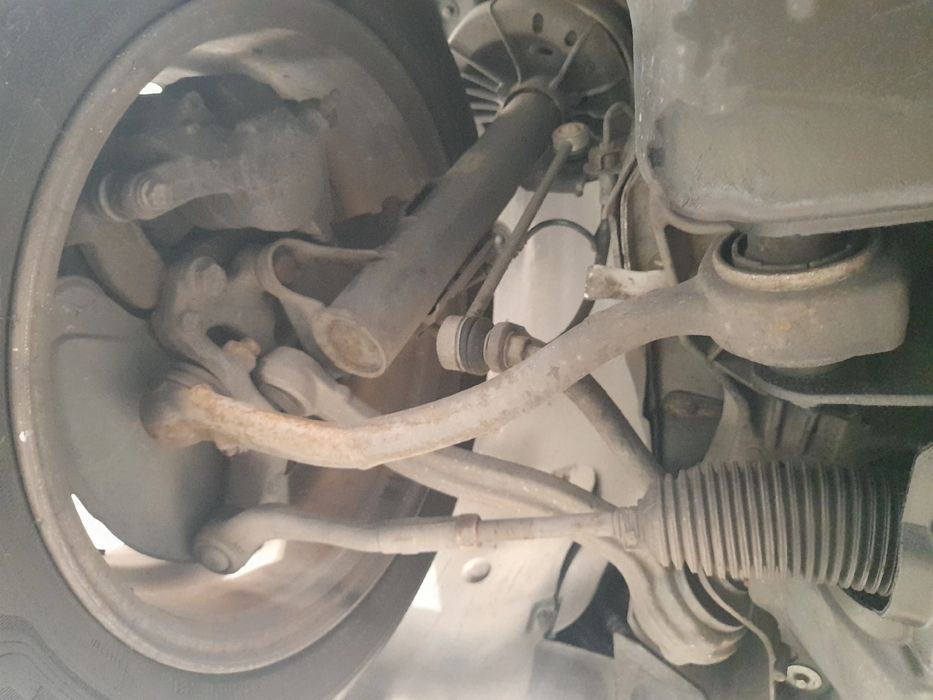 Braço de suspensão frente esquerdo MERCEDES-BENZ Classe C Carrinha (S2