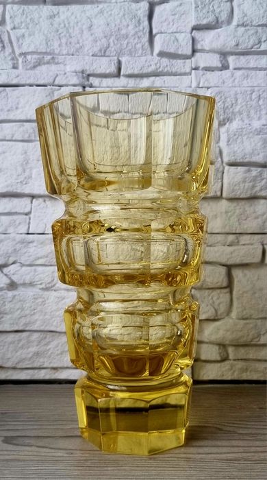 Sygnowany wazon proj. J. Hoffmann MOSER art deco