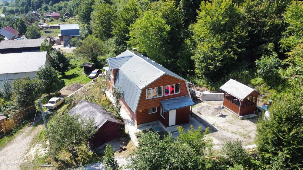 Унікальна пропозиція в Сколе: будинок з басейном і сауною!!!