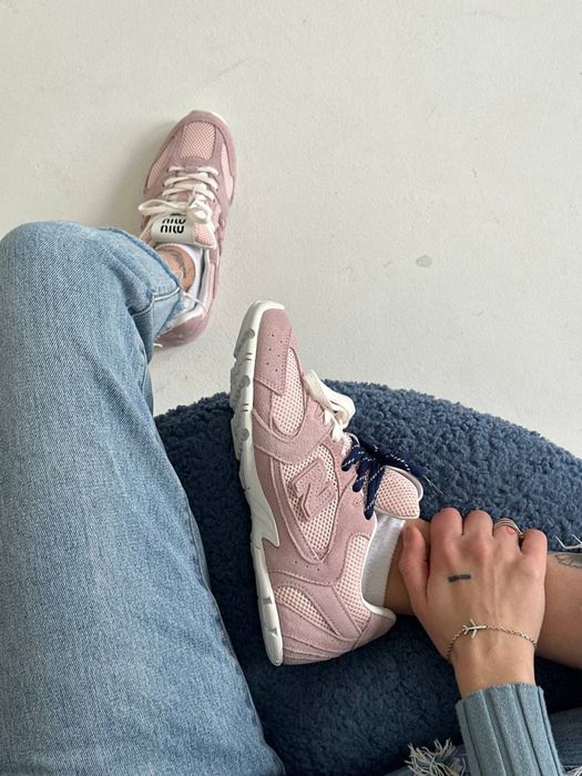 Sale! Останні пари NB x Miu-Miu 530