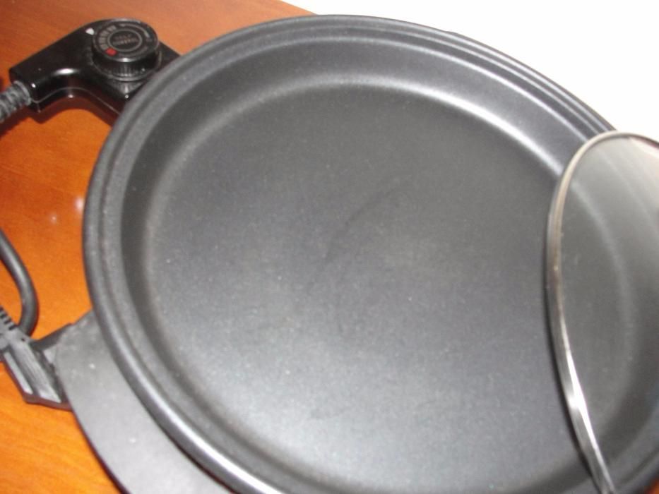 Pizza Pan Panela Elétrica - Nova