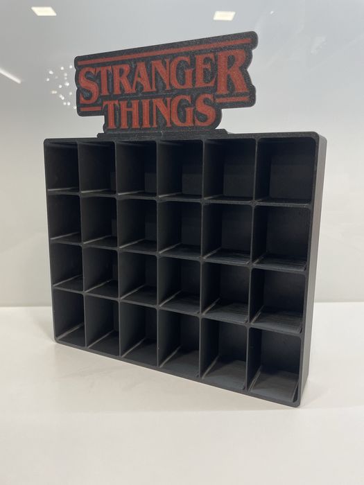 Поличка, презентаційний стенд для фігурок Stranger Things