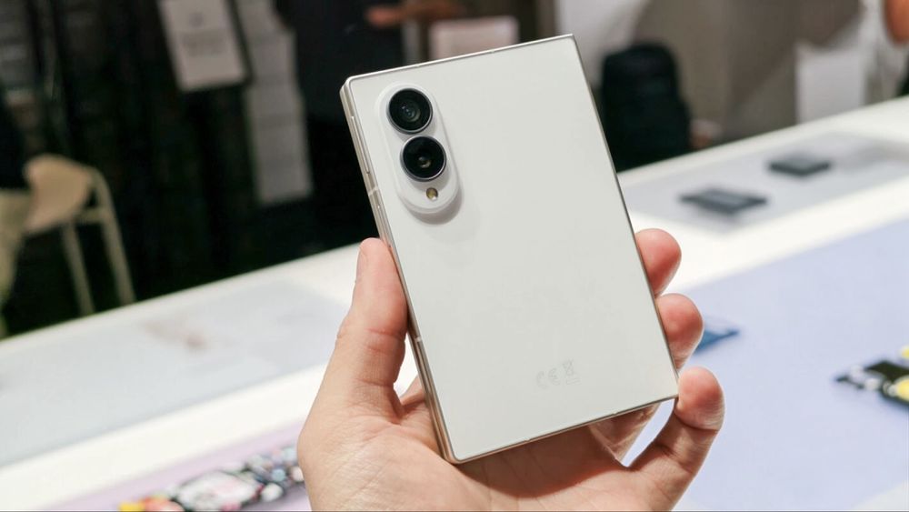 Samsung fold 8 branco versao 512gb nova em caixa com fatura nacional