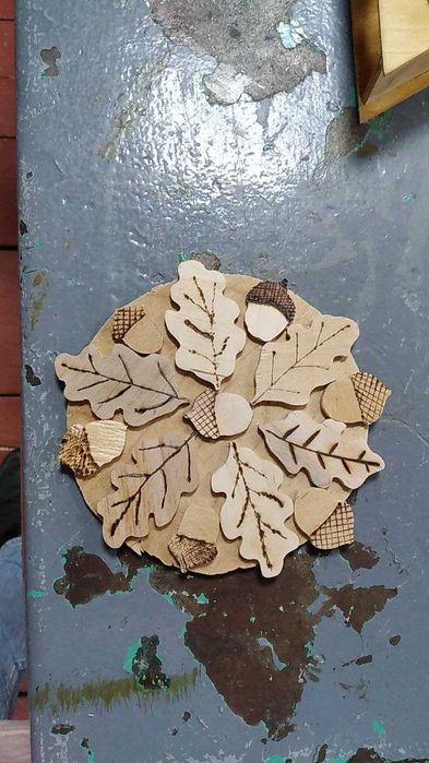 Робота з деревом та деревинними матеріалами.