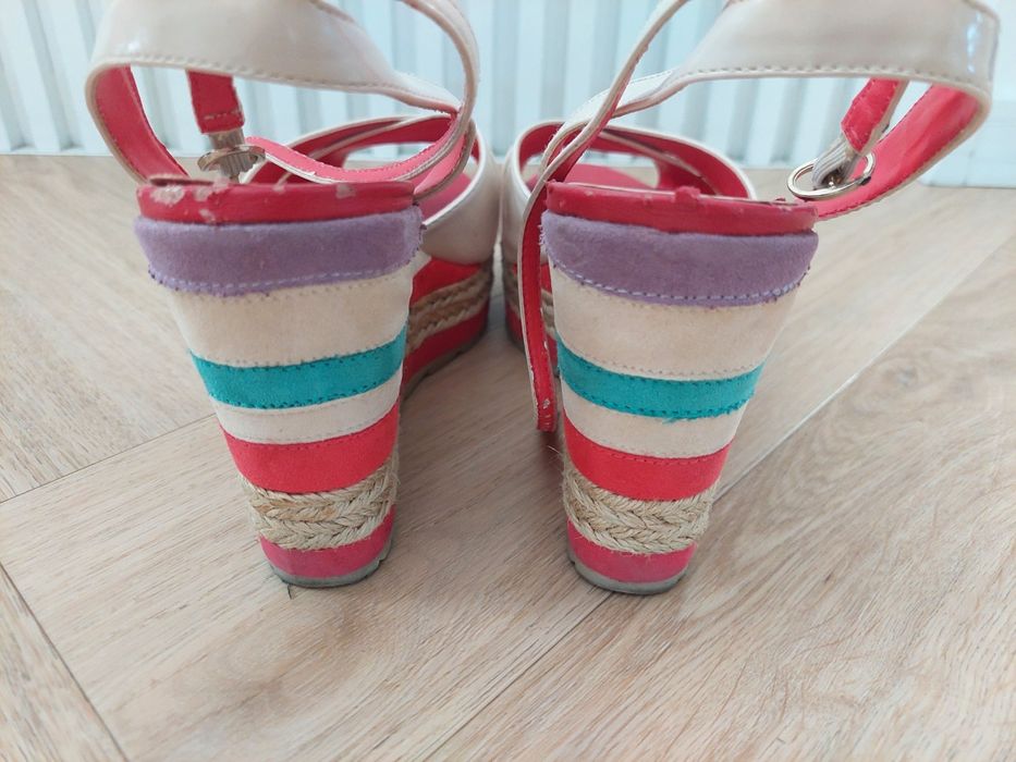 Centro Koturny Sandały Beżowe Kolorowe 39