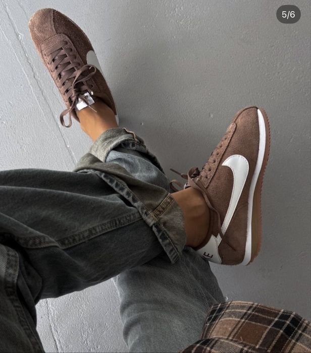 Кросівки NIKE. Демісезонні