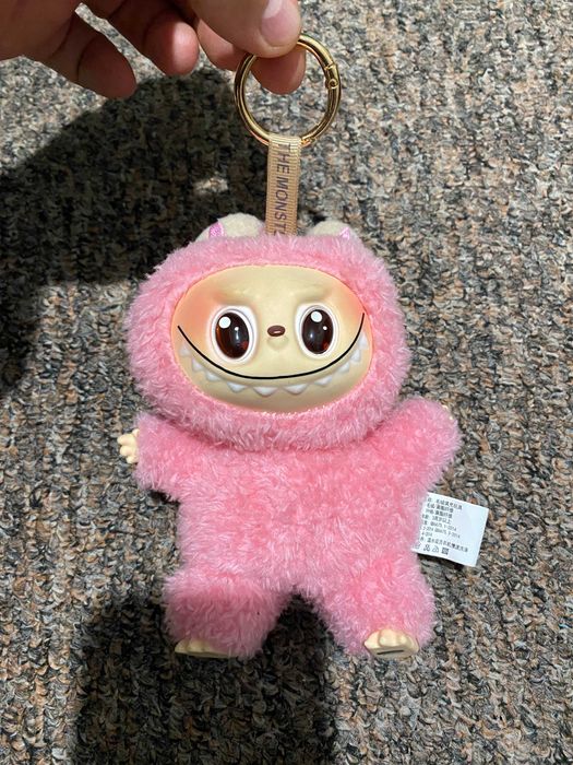 играшка лабубу .