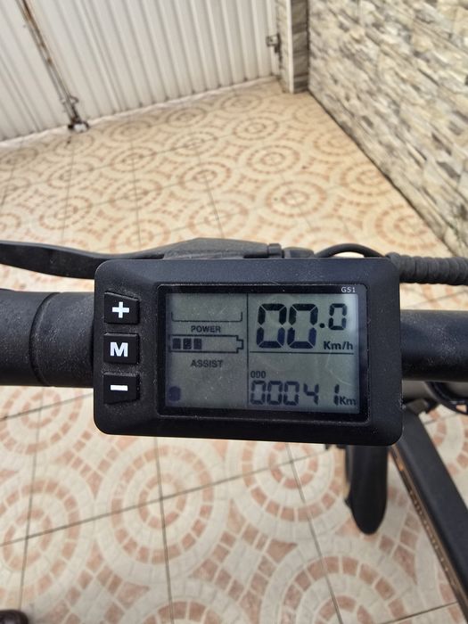 Bicicleta eletrica NOVA com 14 KLM de uso