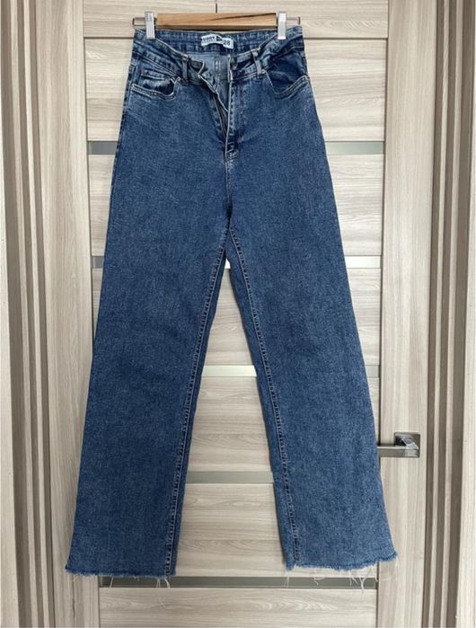 Джинси wide leg.