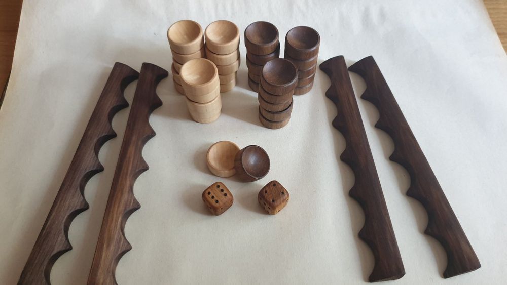 ФішкиРізних розмірівТаДіаметрів,Доміки,Кубики