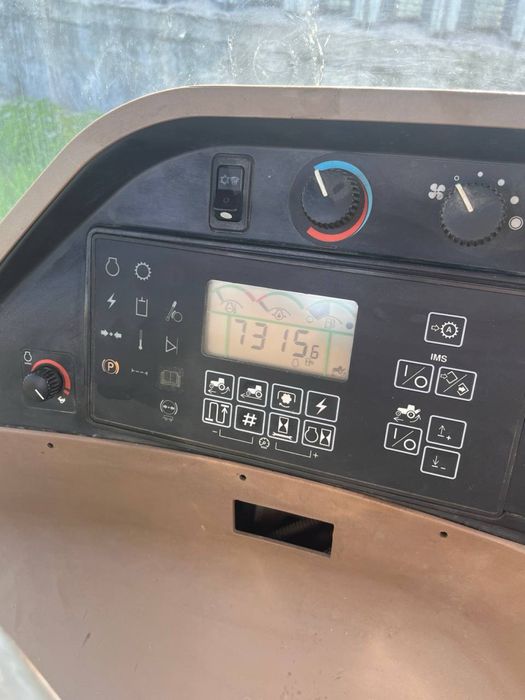 трактор John Deere 8420