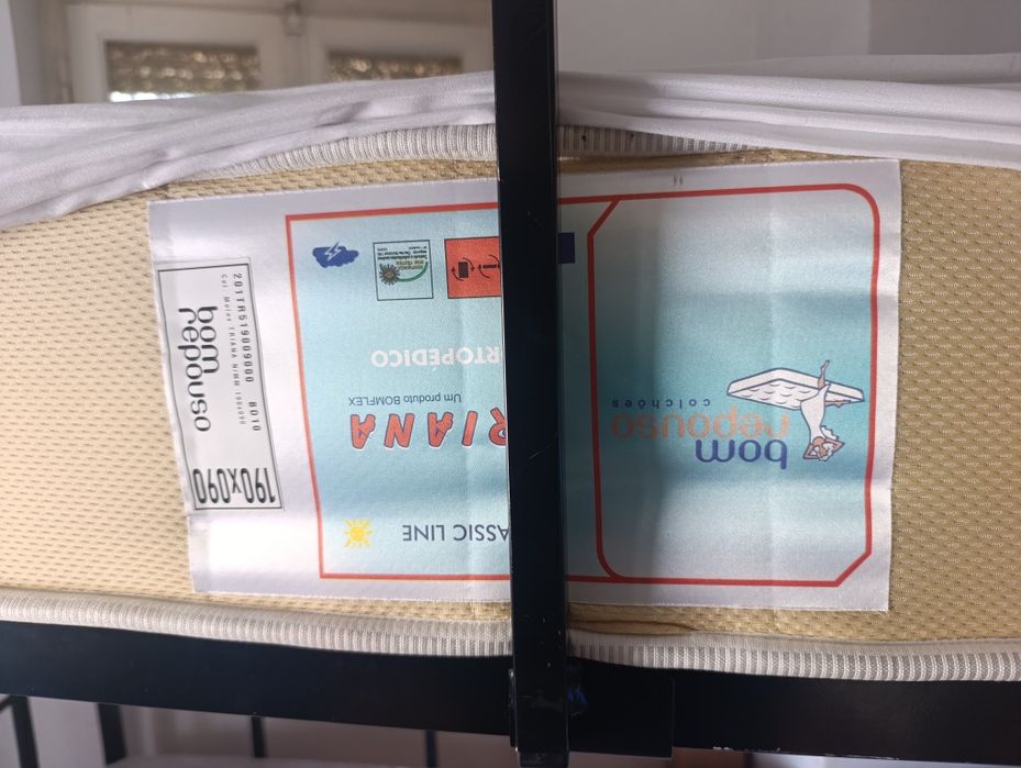 Beliche com 1 colchão