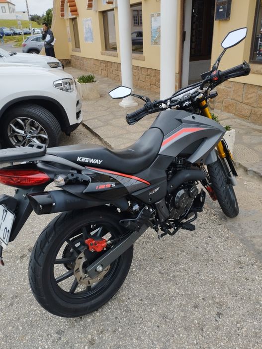 Keeway TXM 125 Super Motard