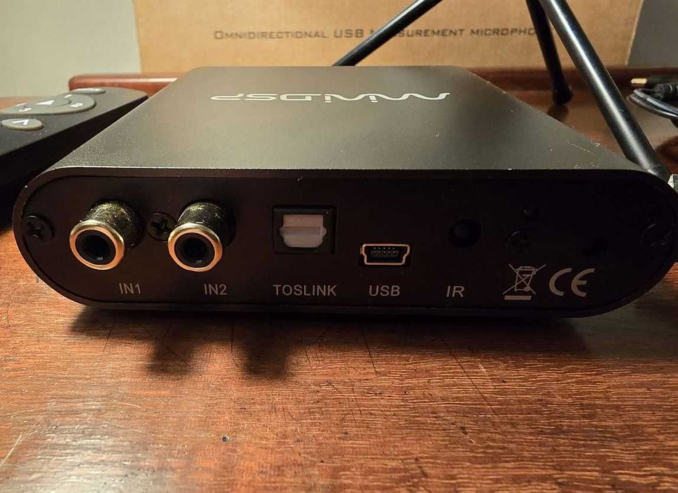 miniDSP DDRC-24 USB DAC DSP Dirac Live plus mikrofon miniDSP UMIK-1