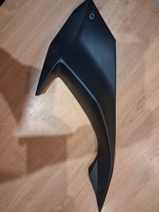 Wypełnienie osłona prawa kawasaki EX 650 Ninja