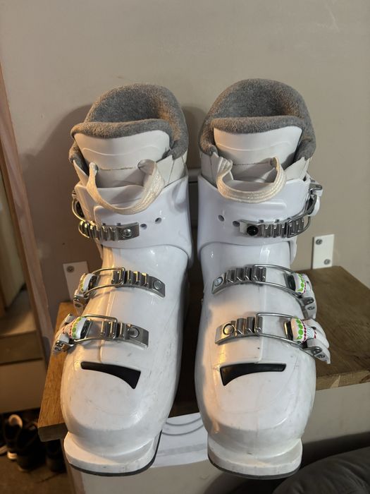 Buty narciarskie rossignol r. 22,5 , skorupa 265