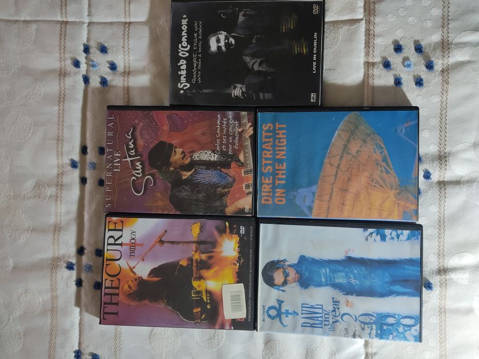 Lote +50 DVDs alguns originais
