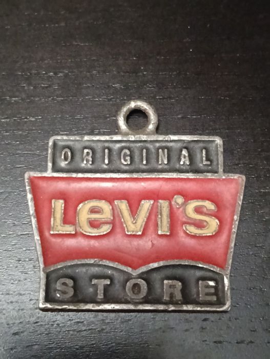 Colher em casquinha e porte chaves Levi's