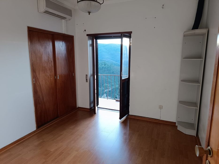Alugo Moradia T3