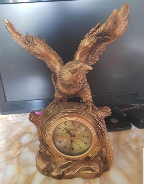 Продам  годинник  сувенірний.