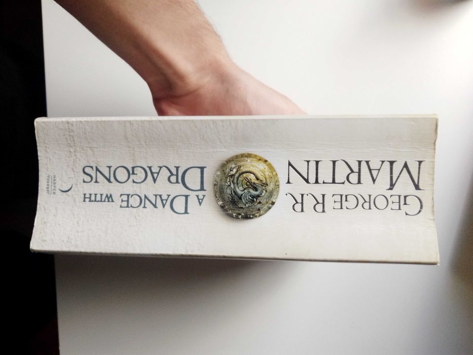 A Dance with Dragons - muito bom estado