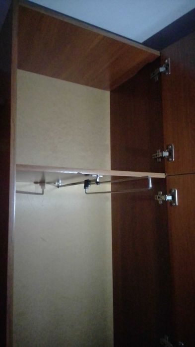Продаю прихожую б/у