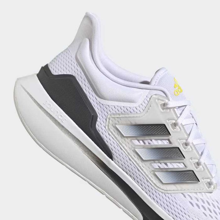 РОЗПРОЖАЖ! Кросівки Adidas EQ21 Run Оригінал Розмір 44 (Устілка27.1см)