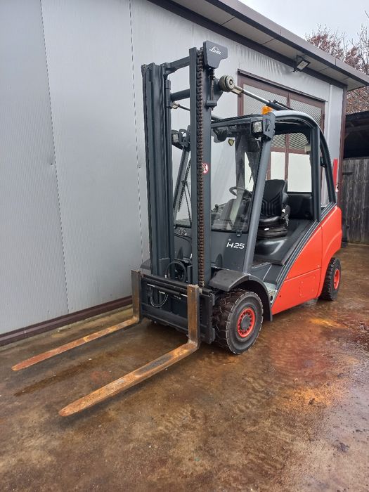 Wózek widłowy linde H25