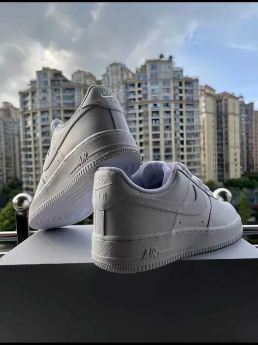 Nike Air Force 1 Białe R.44