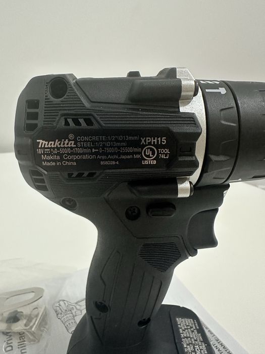 Makita XPH15ZB 18V  компактний безщітковий