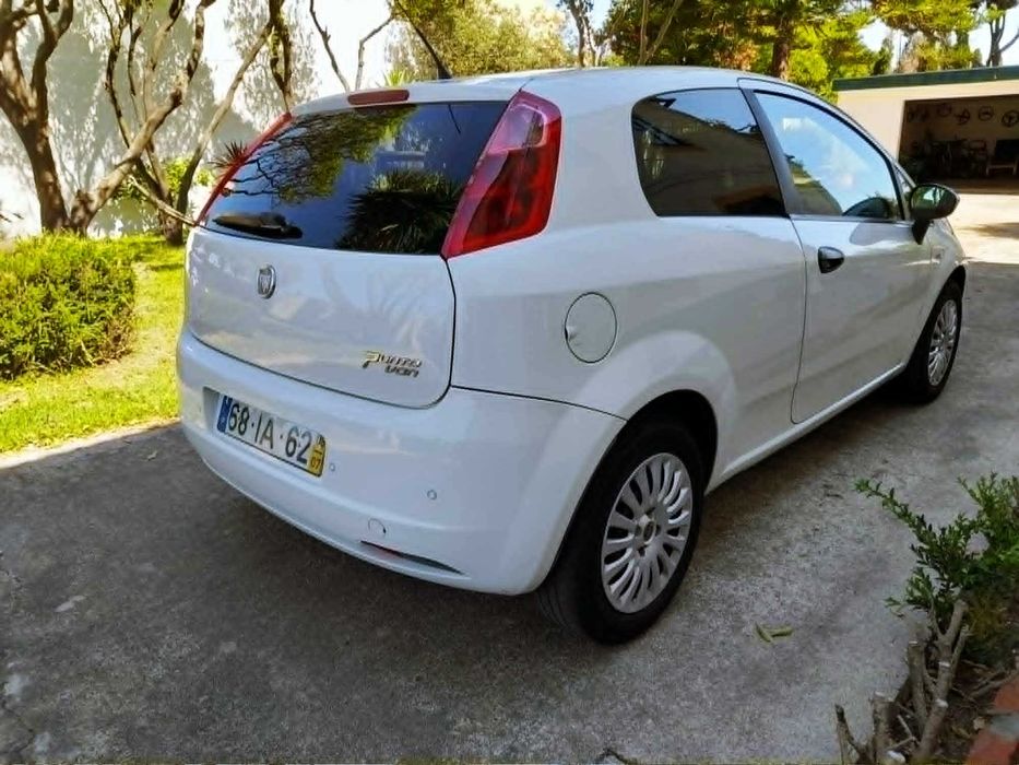 Fiat Punto 1.3Mjet A/C Nacional