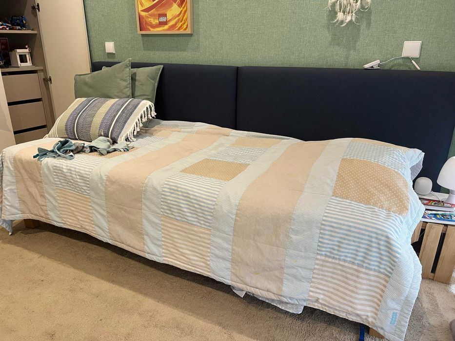 Cama individual Sommier + colchão