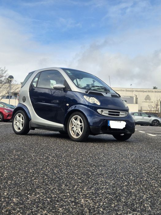 Vendo smart fortwo Rio de Mouro • OLX.pt