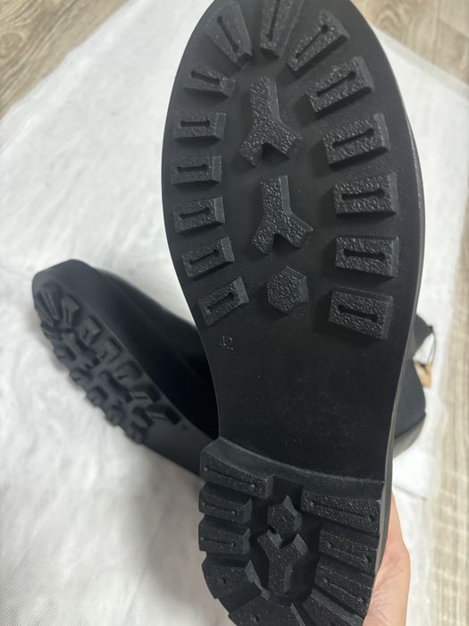 Черевики 42 розміру нові