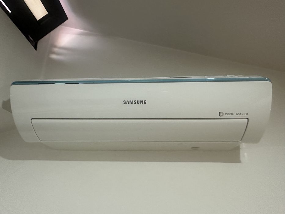 Ar Condicionado Samsung Digital Inverter 9000 BTU – Para Reparação/Peças