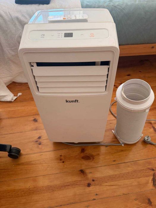 Ar Condicionado Portátil KUNFT como novo