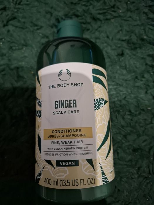 Odżywka do włosów the body shop 400 ml