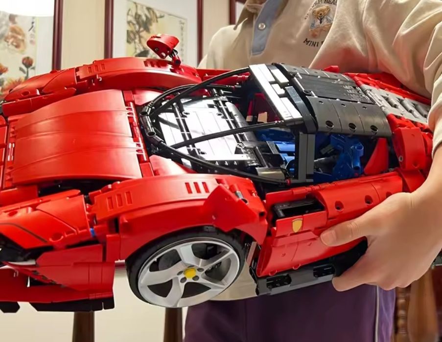 Конструктор сумісний з Lego Technic Ferrari Daytona SP-3, 3778 деталей, (42143).